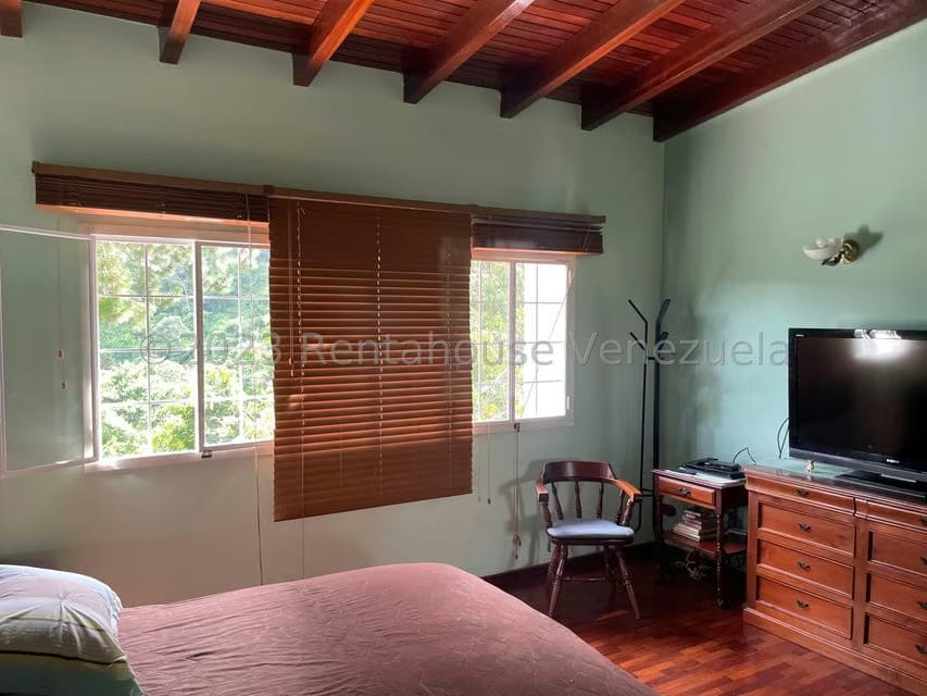Casa (Multipes Niveles) en Venta en La Lagunita Country Club, Distrito Metropolitano - 40