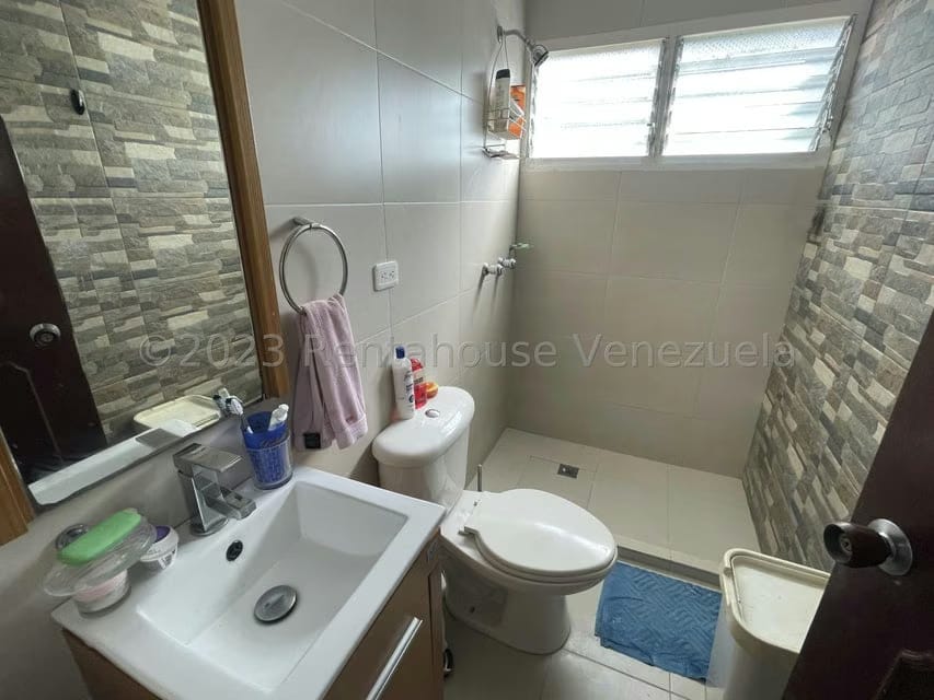 Casa (Multipes Niveles) en Venta en La Lagunita Country Club, Distrito Metropolitano - 64