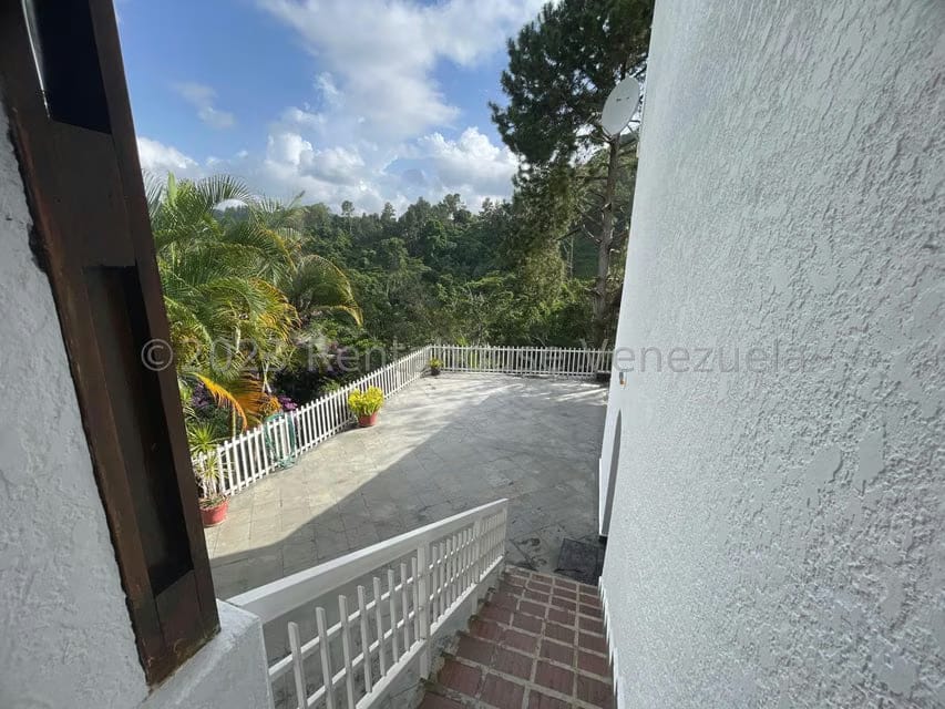 Casa (Multipes Niveles) en Venta en La Lagunita Country Club, Distrito Metropolitano - 70