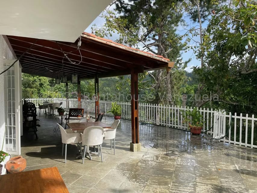 Casa (Multipes Niveles) en Venta en La Lagunita Country Club, Distrito Metropolitano - 71