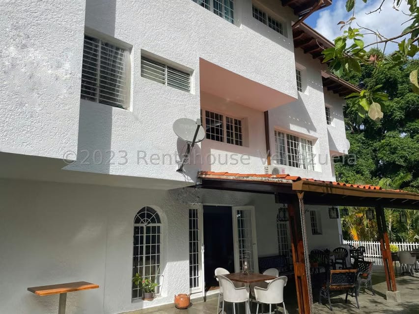 Casa (Multipes Niveles) en Venta en La Lagunita Country Club, Distrito Metropolitano - 74