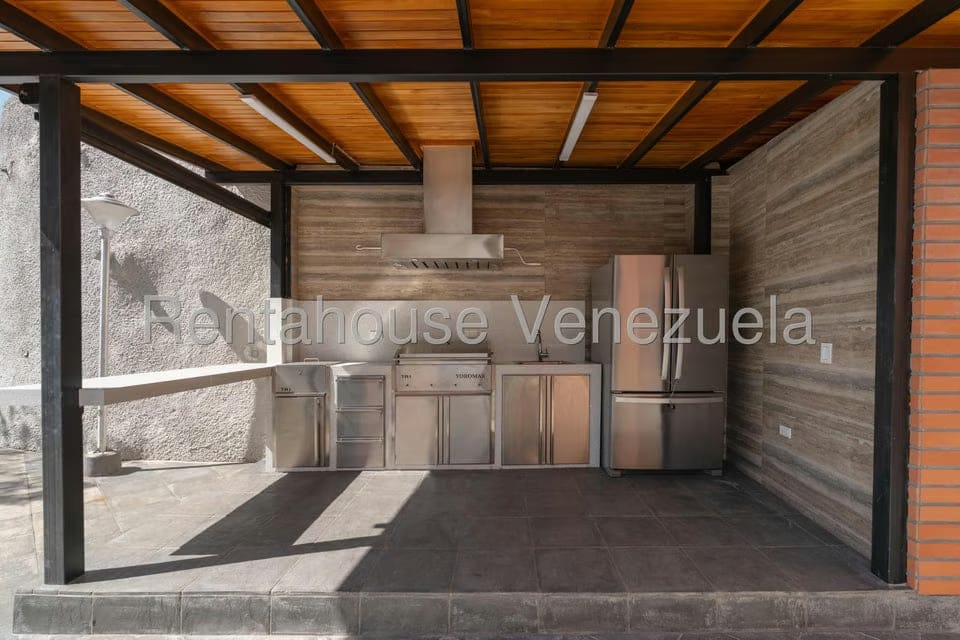 Casa (Duplex) en Venta en La Tahona, Distrito Metropolitano - 28