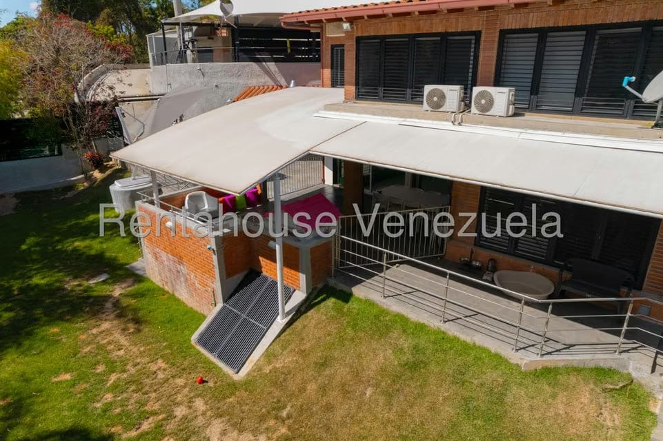 Casa (Duplex) en Venta en La Tahona, Distrito Metropolitano - 34