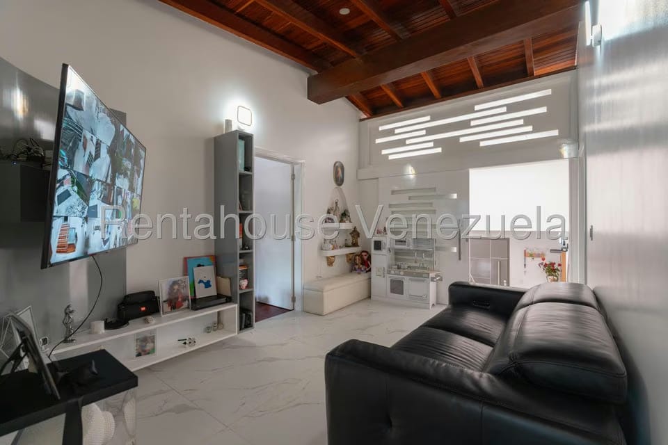 Casa (Duplex) en Venta en La Tahona, Distrito Metropolitano - 39