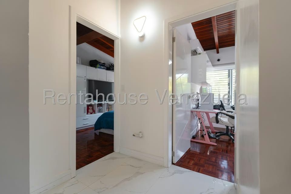 Casa (Duplex) en Venta en La Tahona, Distrito Metropolitano - 47