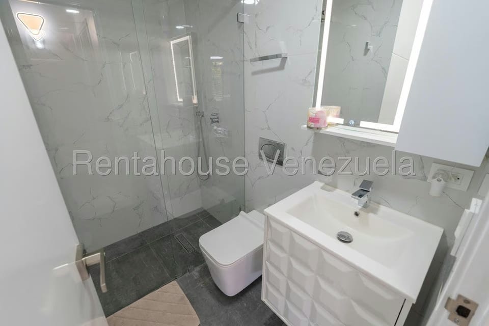 Casa (Duplex) en Venta en La Tahona, Distrito Metropolitano - 52