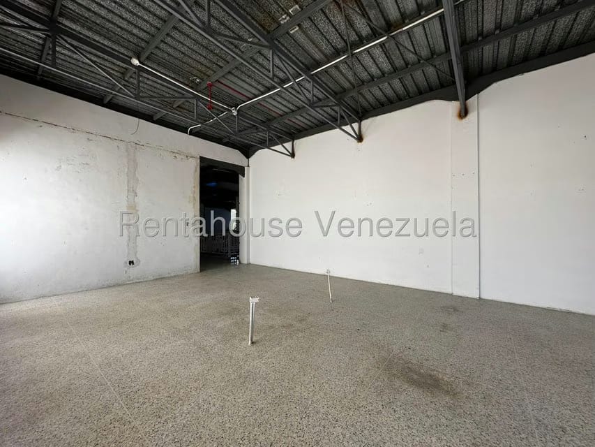 Comercial (Local Comercial) en Alquiler en Parroquia Concepcion, Lara - 12