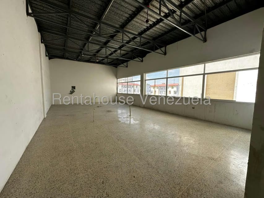 Comercial (Local Comercial) en Alquiler en Parroquia Concepcion, Lara - 22