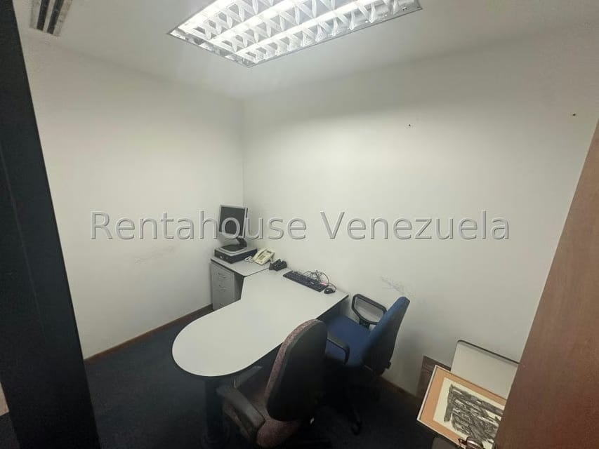 Comercial (Oficina) en Venta en Prados del Este, Distrito Metropolitano - 14
