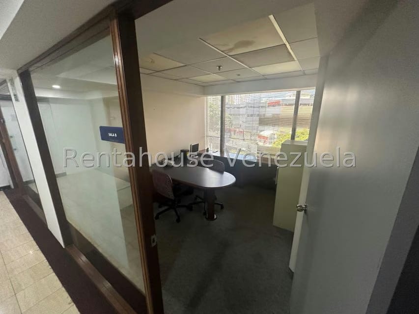 Comercial (Oficina) en Venta en Prados del Este, Distrito Metropolitano - 21