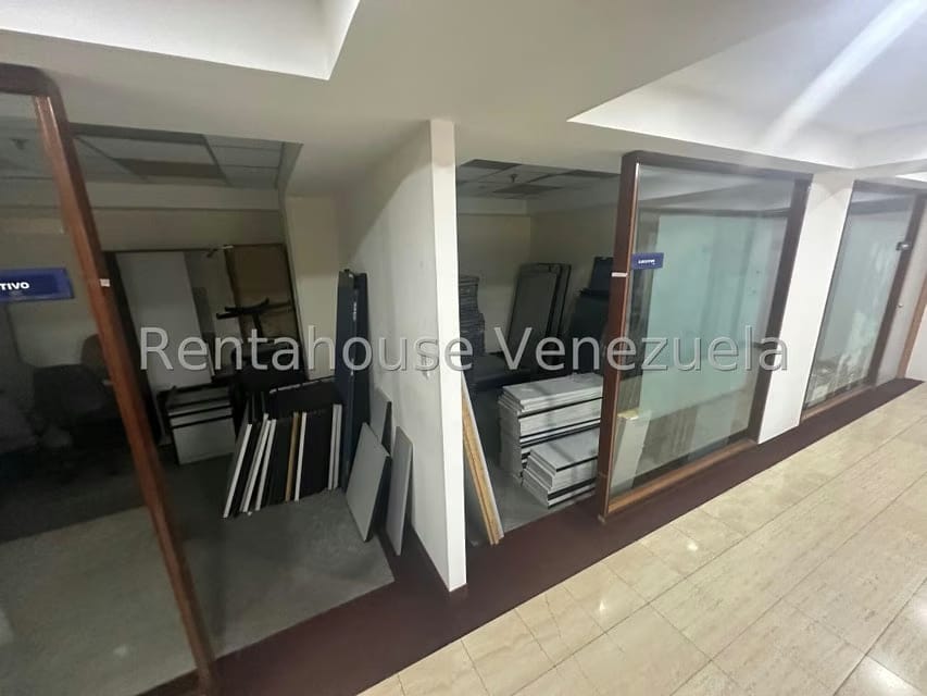 Comercial (Oficina) en Venta en Prados del Este, Distrito Metropolitano - 24