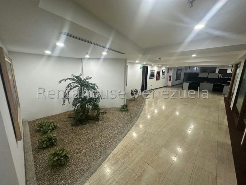 Comercial (Oficina) en Venta en Prados del Este, Distrito Metropolitano - 38