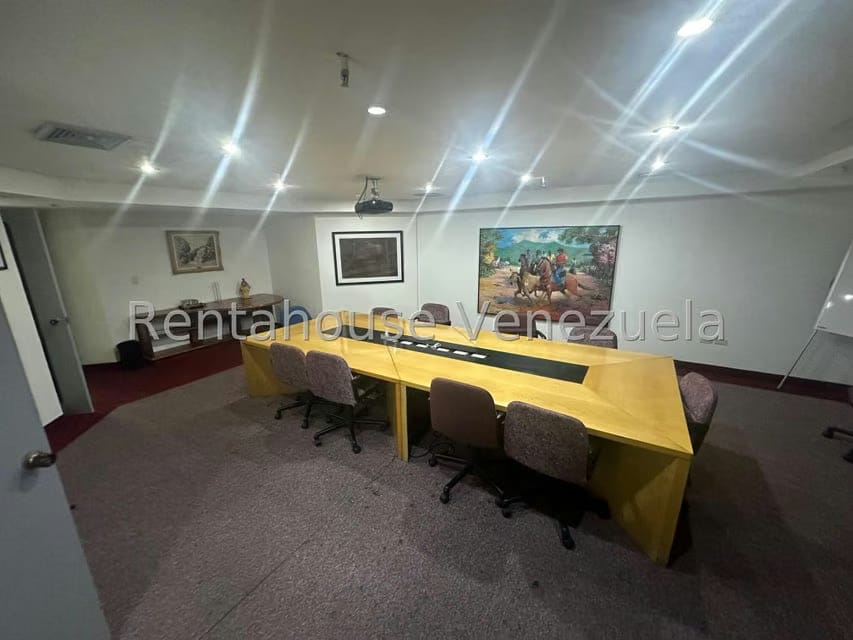 Comercial (Oficina) en Venta en Prados del Este, Distrito Metropolitano - 39