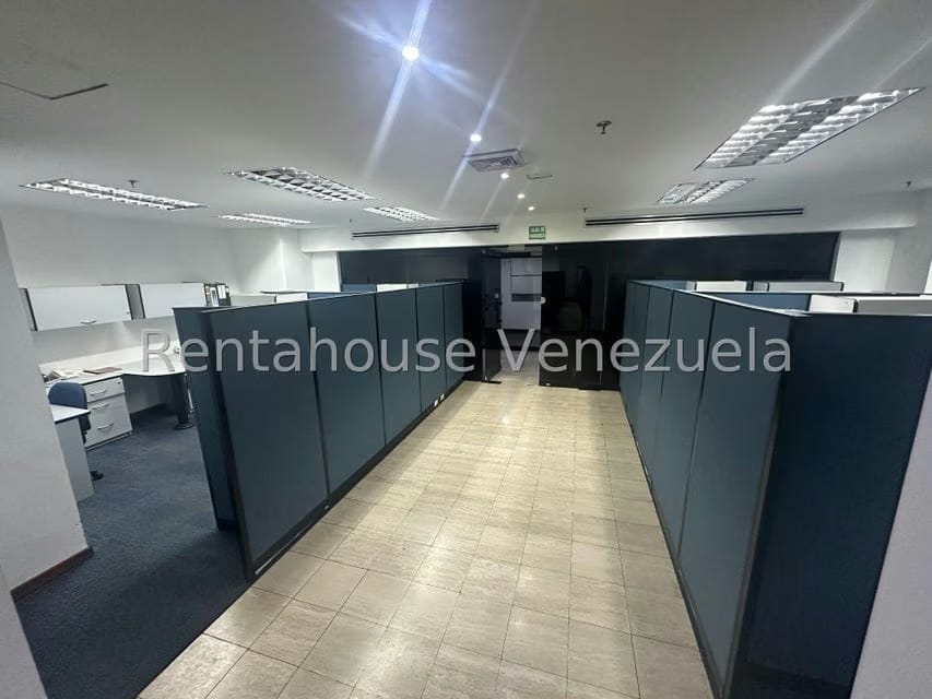 Comercial (Oficina) en Venta en Prados del Este, Distrito Metropolitano - 5