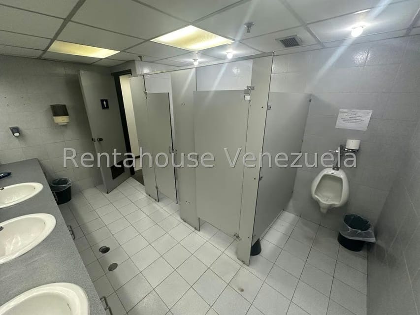 Comercial (Oficina) en Venta en Prados del Este, Distrito Metropolitano - 45