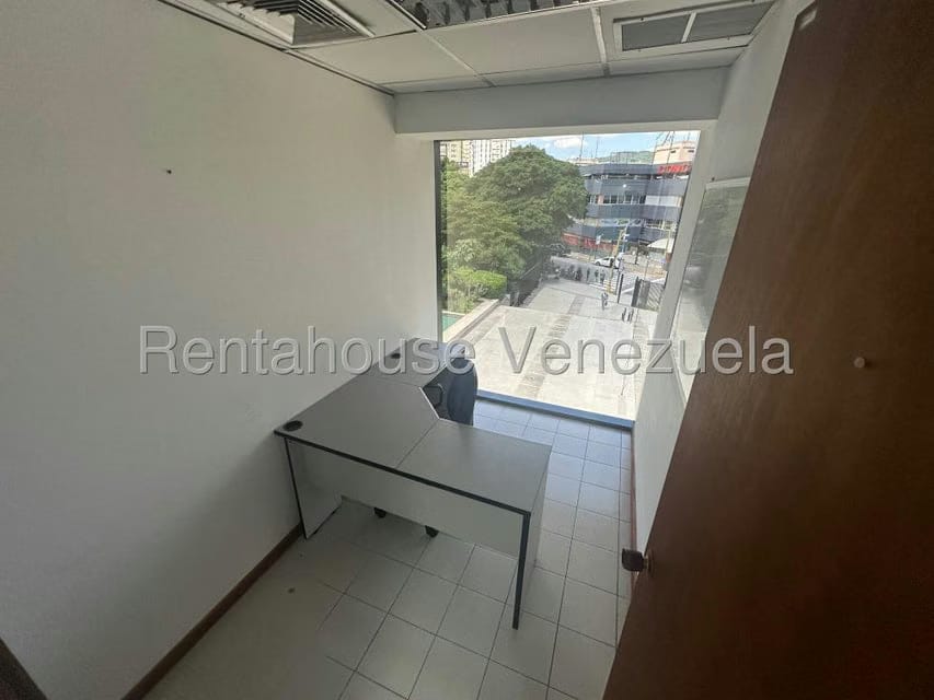 Comercial (Oficina) en Venta en Prados del Este, Distrito Metropolitano - 59