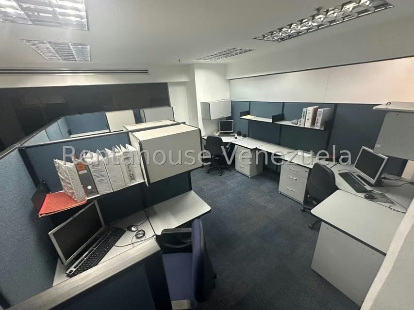 Comercial (Oficina) en Venta en Prados del Este, Distrito Metropolitano - 7