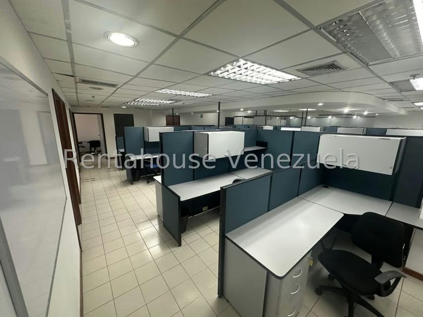 Comercial (Oficina) en Venta en Prados del Este, Distrito Metropolitano - 61