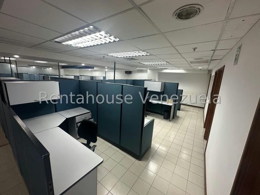 Comercial (Oficina) en Venta en Prados del Este, Distrito Metropolitano - 62