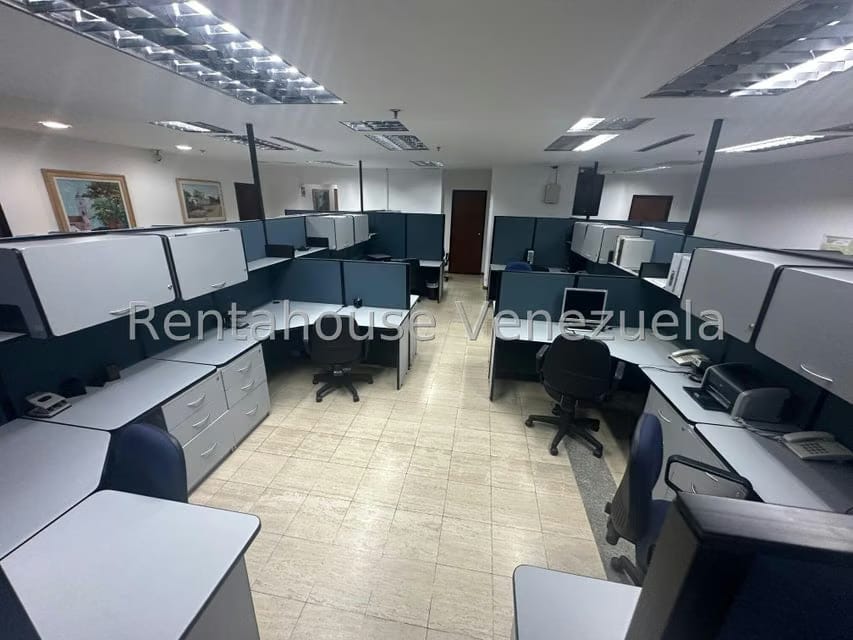 Comercial (Oficina) en Venta en Prados del Este, Distrito Metropolitano - 8