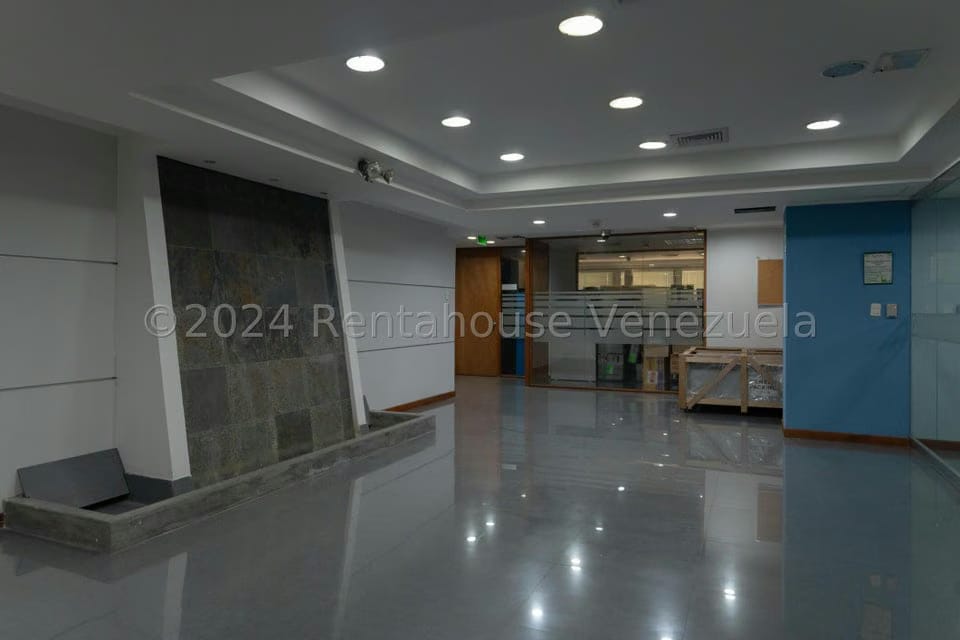 Comercial (Oficina) en Venta en La Urbina, Distrito Metropolitano - 4