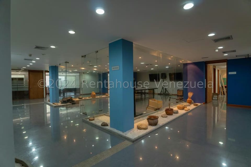 Comercial (Oficina) en Venta en La Urbina, Distrito Metropolitano - 6