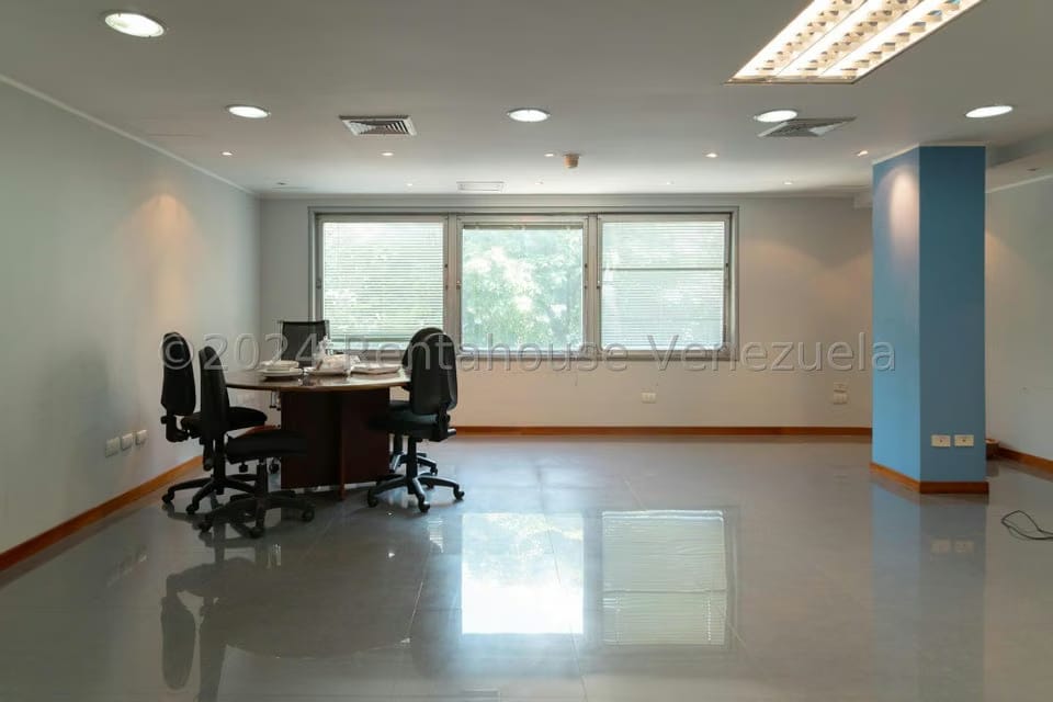 Comercial (Oficina) en Venta en La Urbina, Distrito Metropolitano - 8
