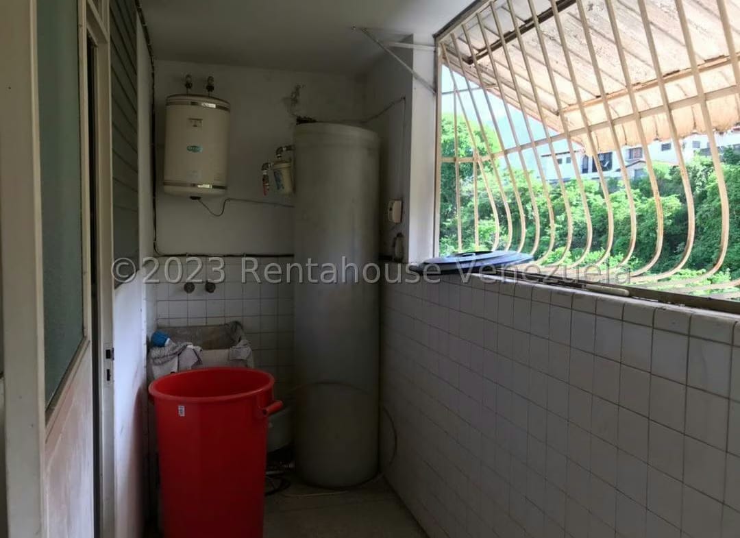 APARTAMENTO EN VENTA-CECILIA GUTIERREZ - 4