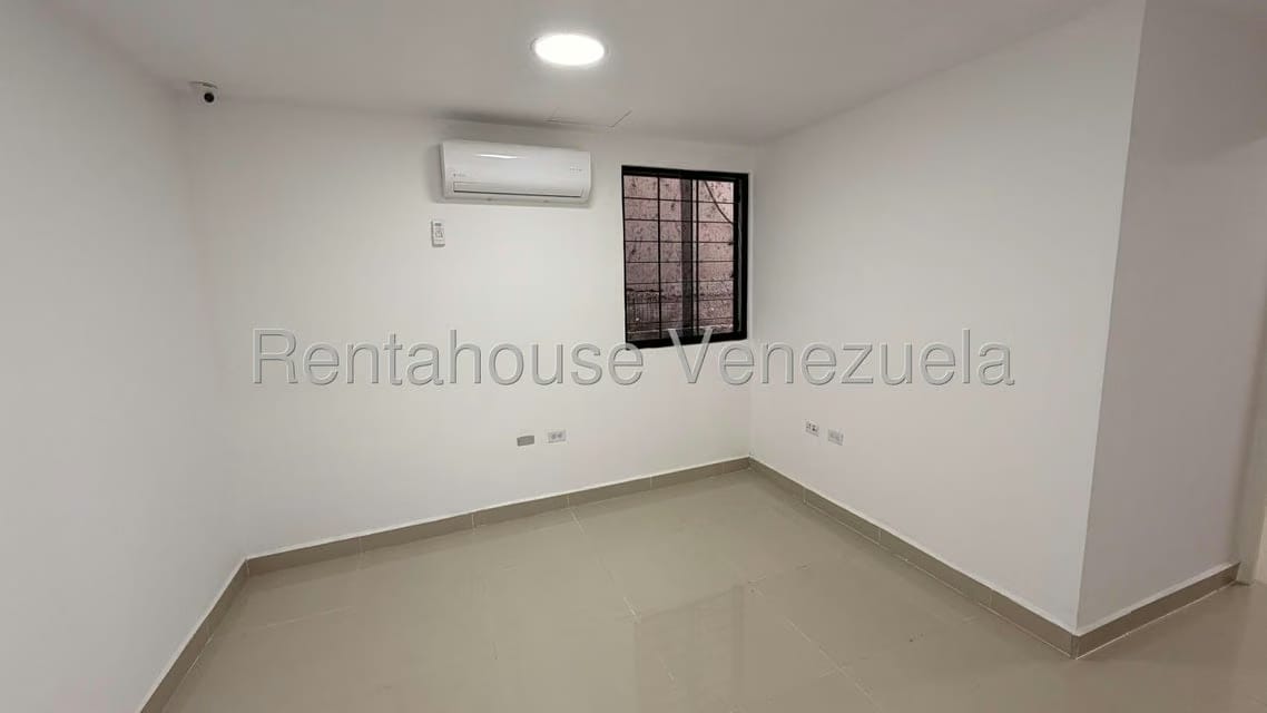 Comercial (Oficina) en Alquiler en Colinas de Bello Monte, Distrito Metropolitano - 9