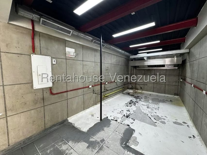 Comercial (Local Comercial) en Alquiler en El Rosal, Distrito Metropolitano - 7