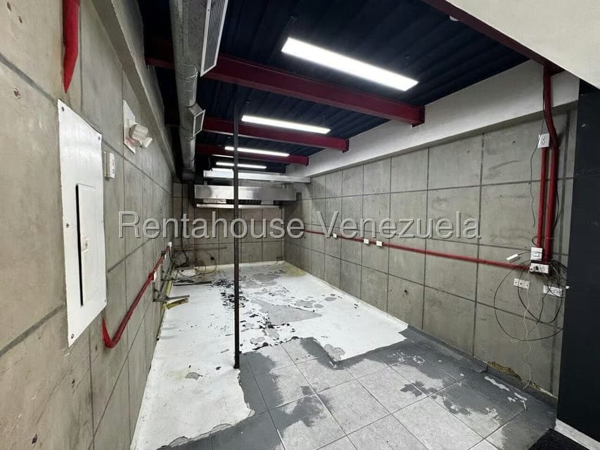 Comercial (Local Comercial) en Alquiler en El Rosal, Distrito Metropolitano - 8