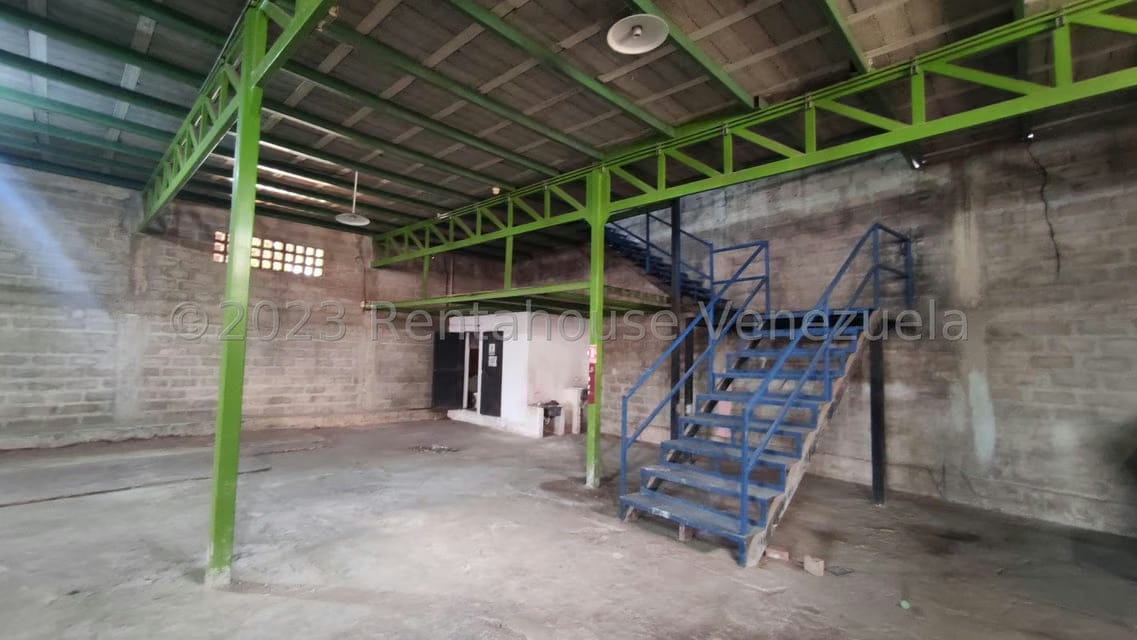 Comercial (Local Comercial) en Alquiler en Circunvalacion Uno, Zulia - 12