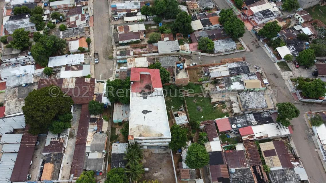 Comercial (Local Comercial) en Alquiler en Circunvalacion Uno, Zulia - 4