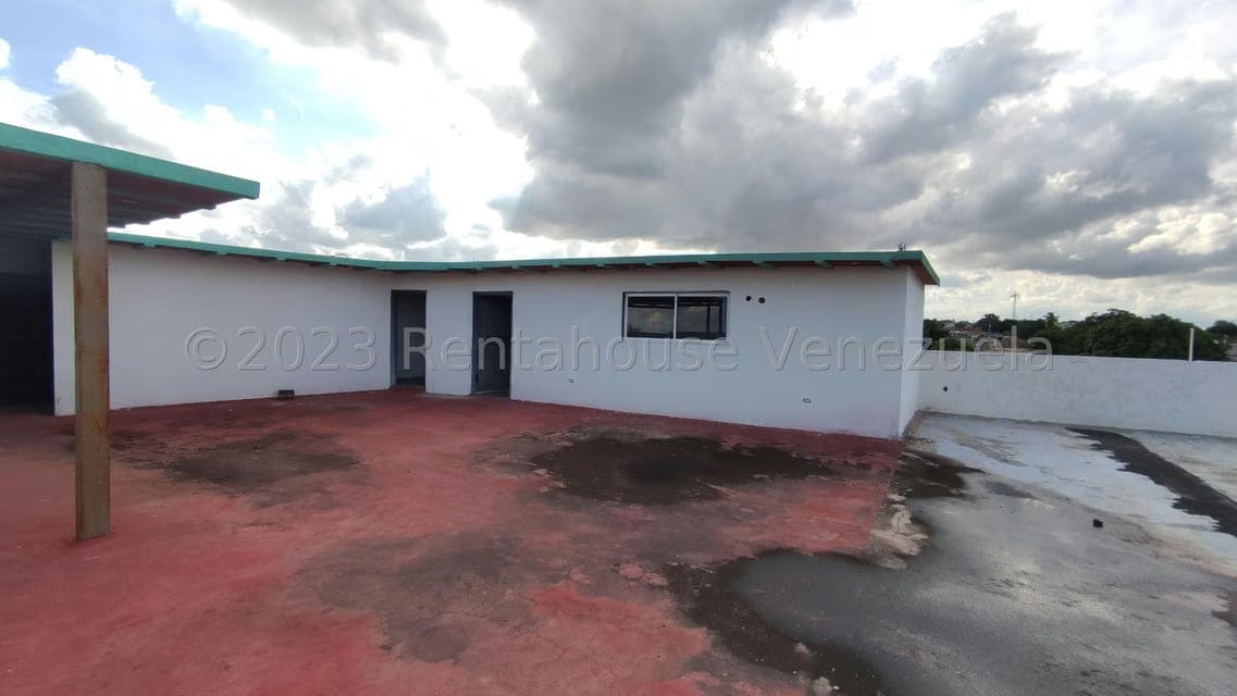Comercial (Local Comercial) en Alquiler en Circunvalacion Uno, Zulia - 35