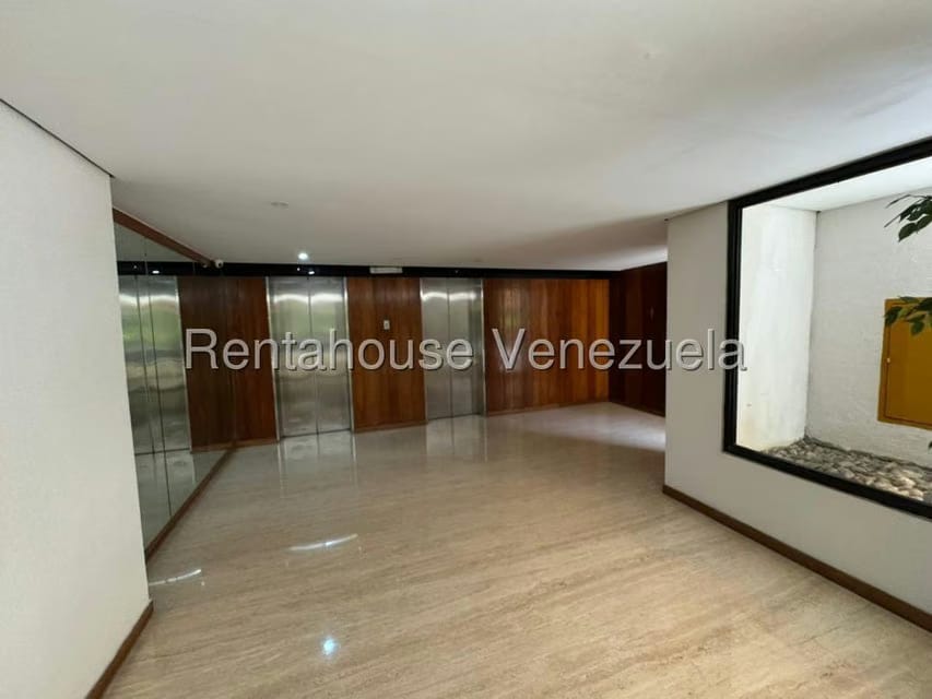 Apartamento (1 Nivel) en Venta en Chulavista, Distrito Metropolitano - 25