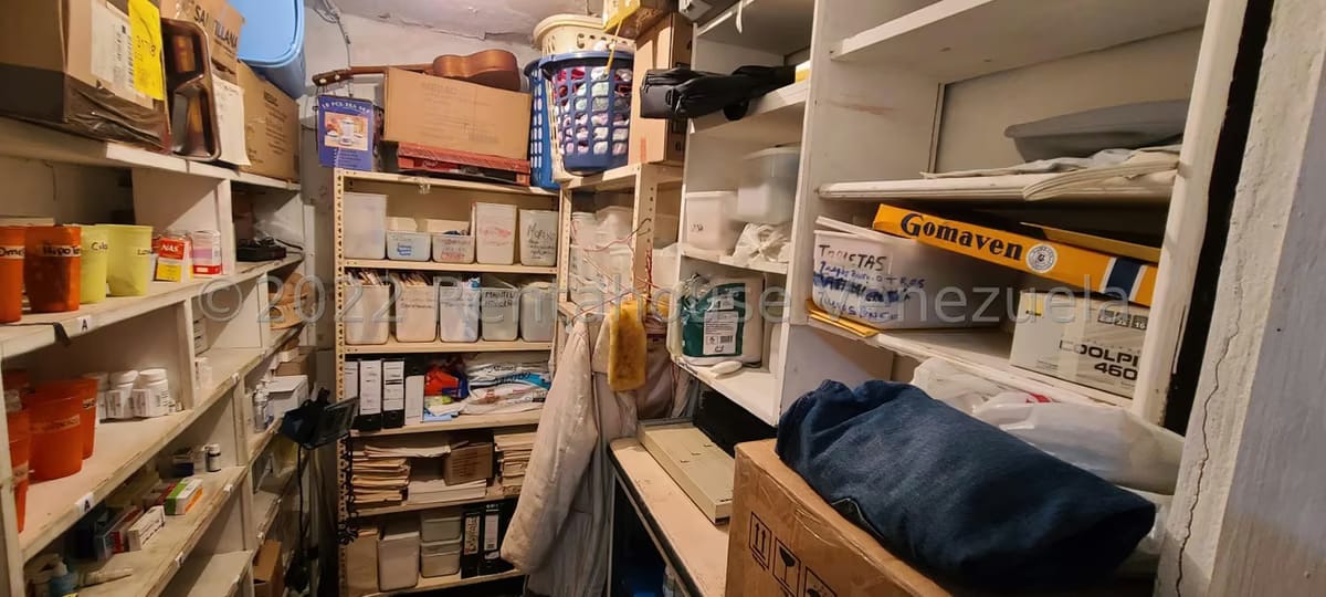 Comercial (Consultorio Medico) en Venta en El Paraiso, Distrito Metropolitano - 11