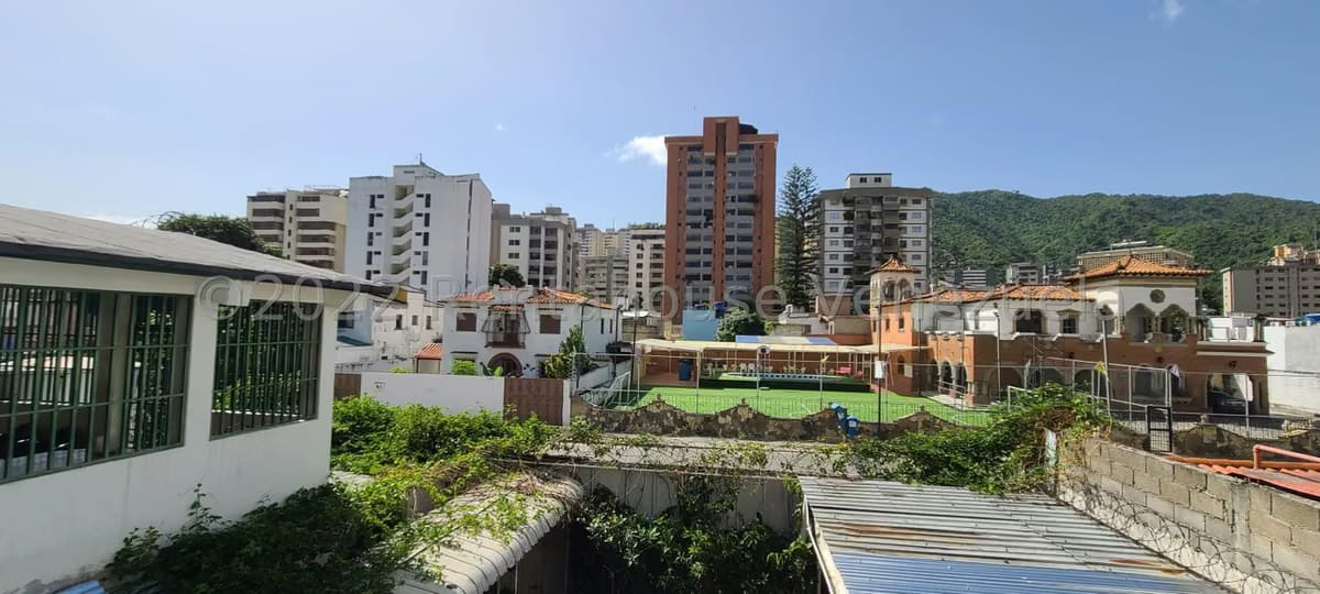 Comercial (Consultorio Medico) en Venta en El Paraiso, Distrito Metropolitano - 30