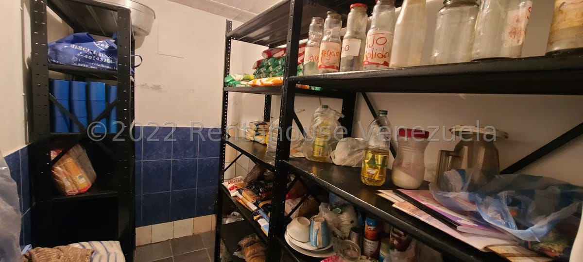 Comercial (Consultorio Medico) en Venta en El Paraiso, Distrito Metropolitano - 33