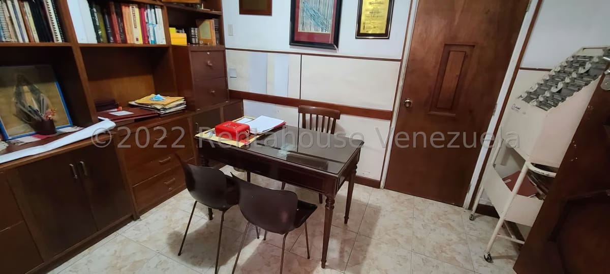 Comercial (Consultorio Medico) en Venta en El Paraiso, Distrito Metropolitano - 8