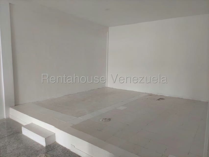 Comercial (Local Comercial) en Alquiler en Castillito, Carabobo - 11