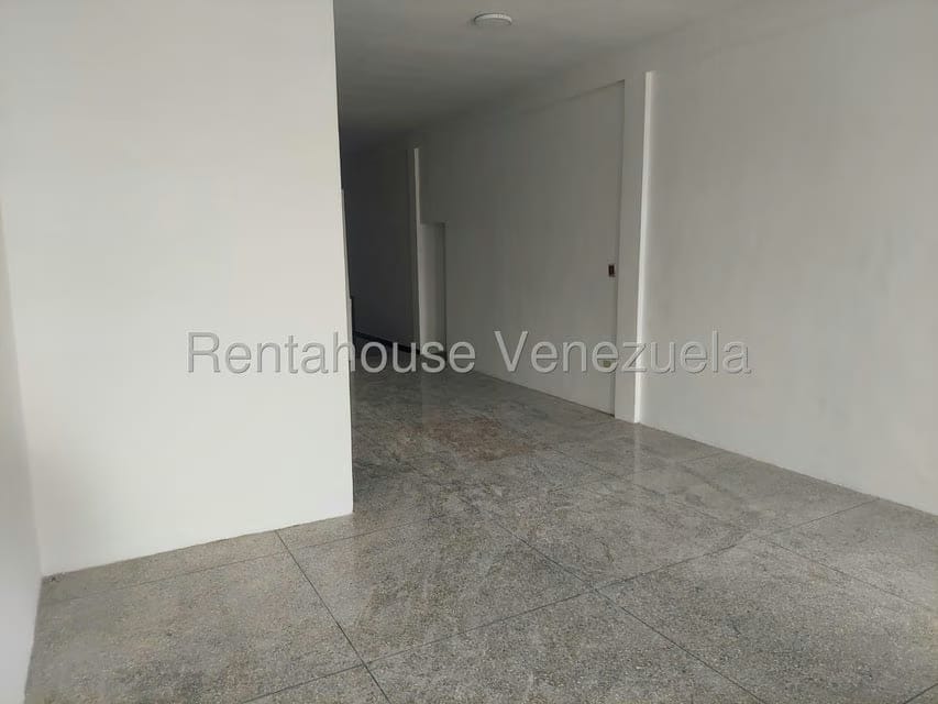 Comercial (Local Comercial) en Alquiler en Castillito, Carabobo - 13