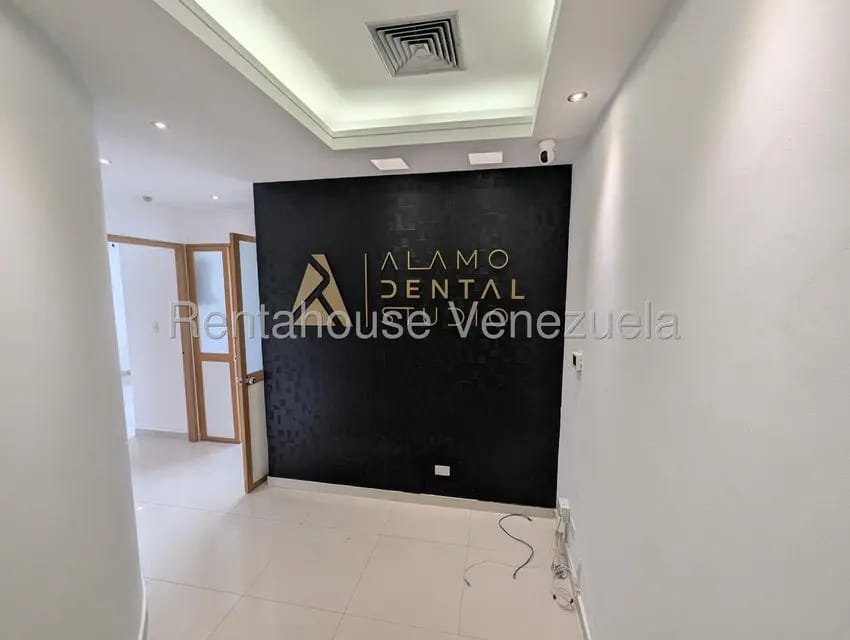 Comercial (Oficina) en Alquiler en Santa Paula, Distrito Metropolitano - 9