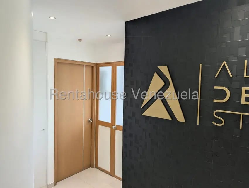 Comercial (Oficina) en Alquiler en Santa Paula, Distrito Metropolitano - 10