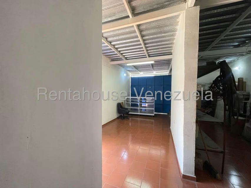 Comercial (Local Comercial) en Alquiler en Piñonal, Aragua - 14