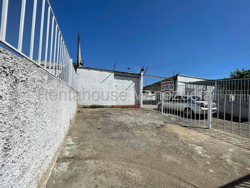 Comercial (Local Comercial) en Alquiler en Piñonal, Aragua - 3
