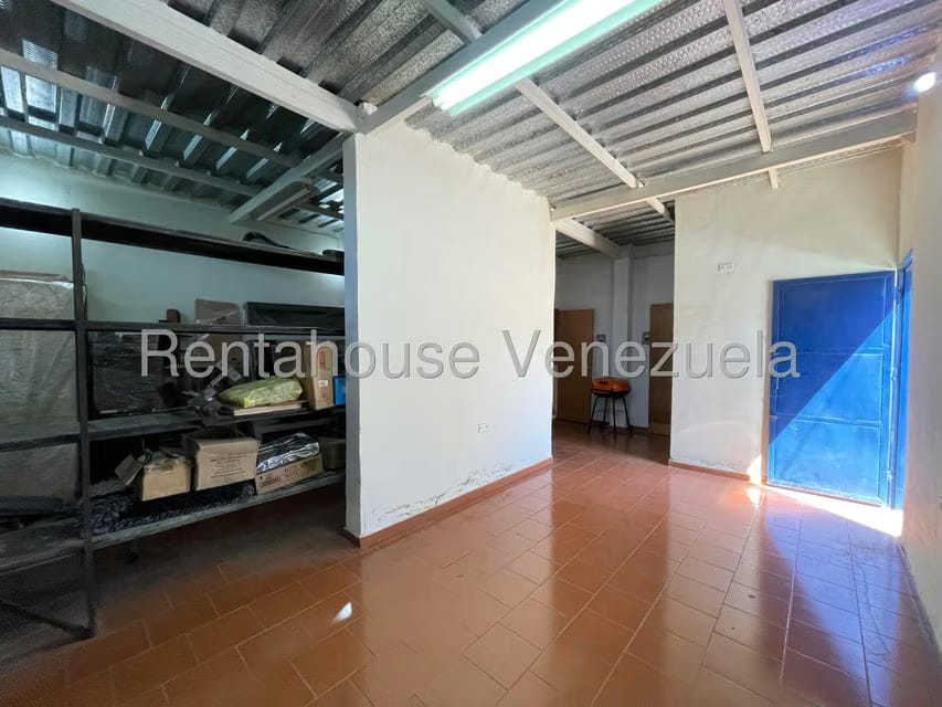 Comercial (Local Comercial) en Alquiler en Piñonal, Aragua - 8