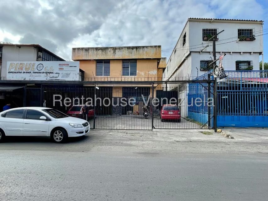 Comercial (Local Comercial) en Alquiler en Centro, Lara - 2