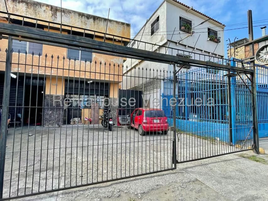 Comercial (Local Comercial) en Alquiler en Centro, Lara - 3