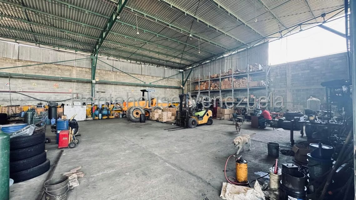 Comercial (Local Comercial) en Venta en El Ingenio, Miranda - 10