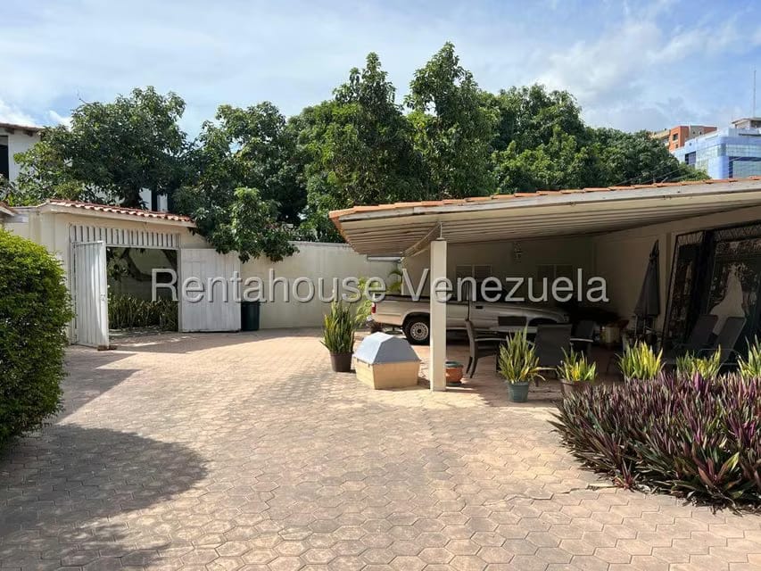 Casa (1 Nivel) en Venta en Zona Este, Lara - 30